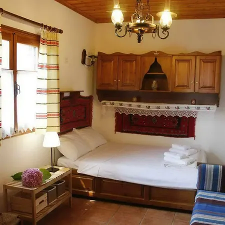 La Petite Maison Dans La Foret *